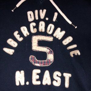 i’m selling this used hoodie :)